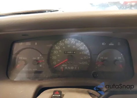 2000 Mercury Grand Marquis Ls z USA, uszkodzony, nr VIN 2MEFM75W7YX657250